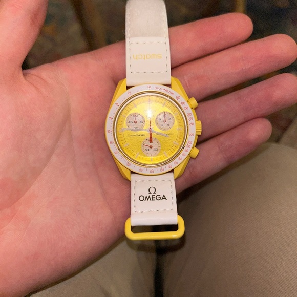 Omega x Swatch Mission Sun - Picture 2 of 8